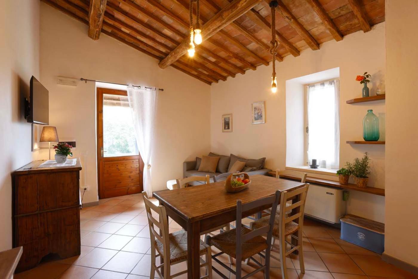 Agriturismo Casale Le Crete Акуапенденте Екстериор снимка